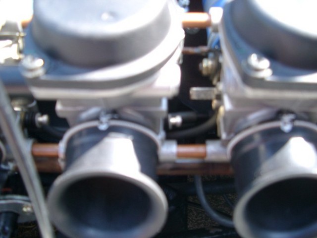 R6 THROTTLE BODIES